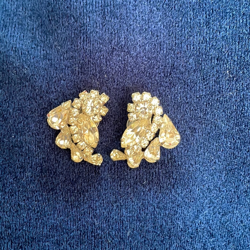 Weiss Vintage Clip On Earrings